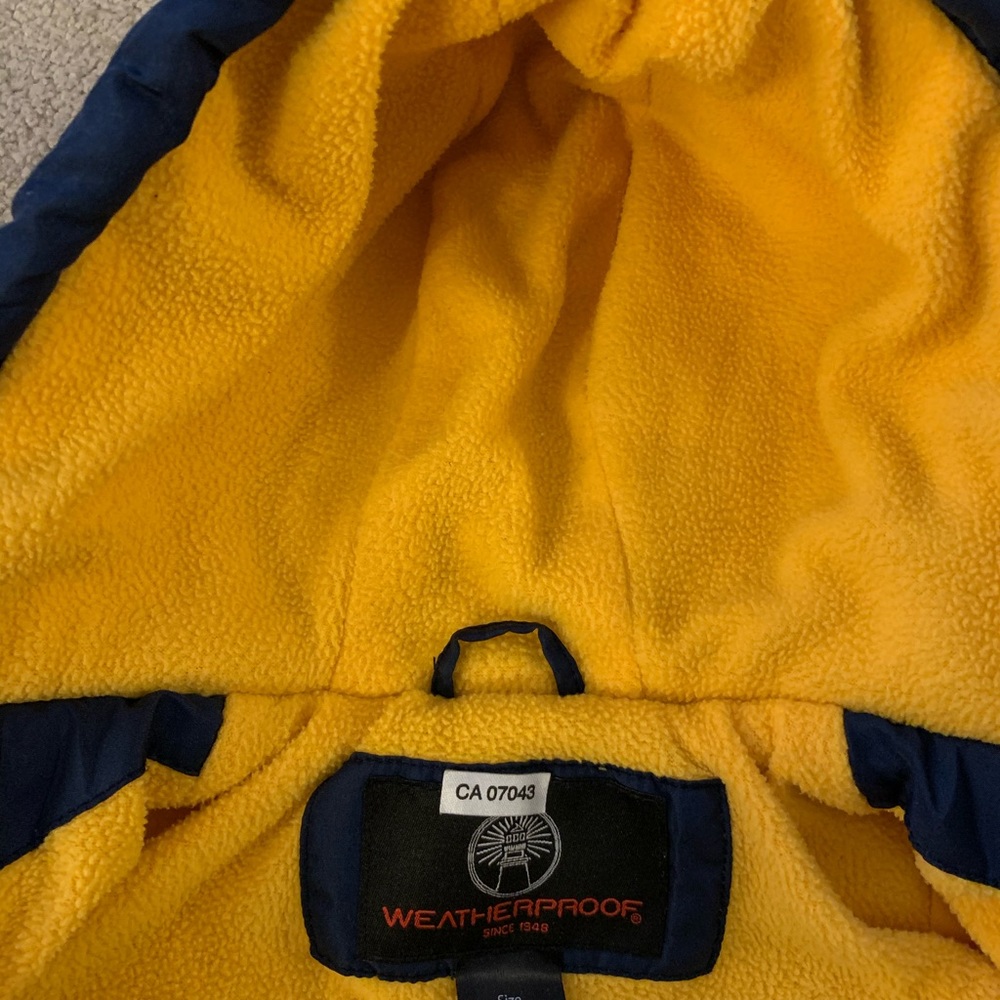 Kids Weatherproof Jacket - Picture 3 of 4